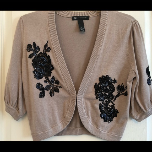 Cropped Cardigan - Picture 2 of 8